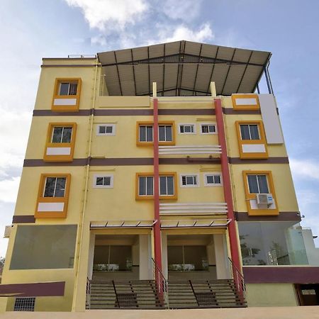 מלון שימוגה Oyo 39837 Sri Anjaneya Residency מראה חיצוני תמונה